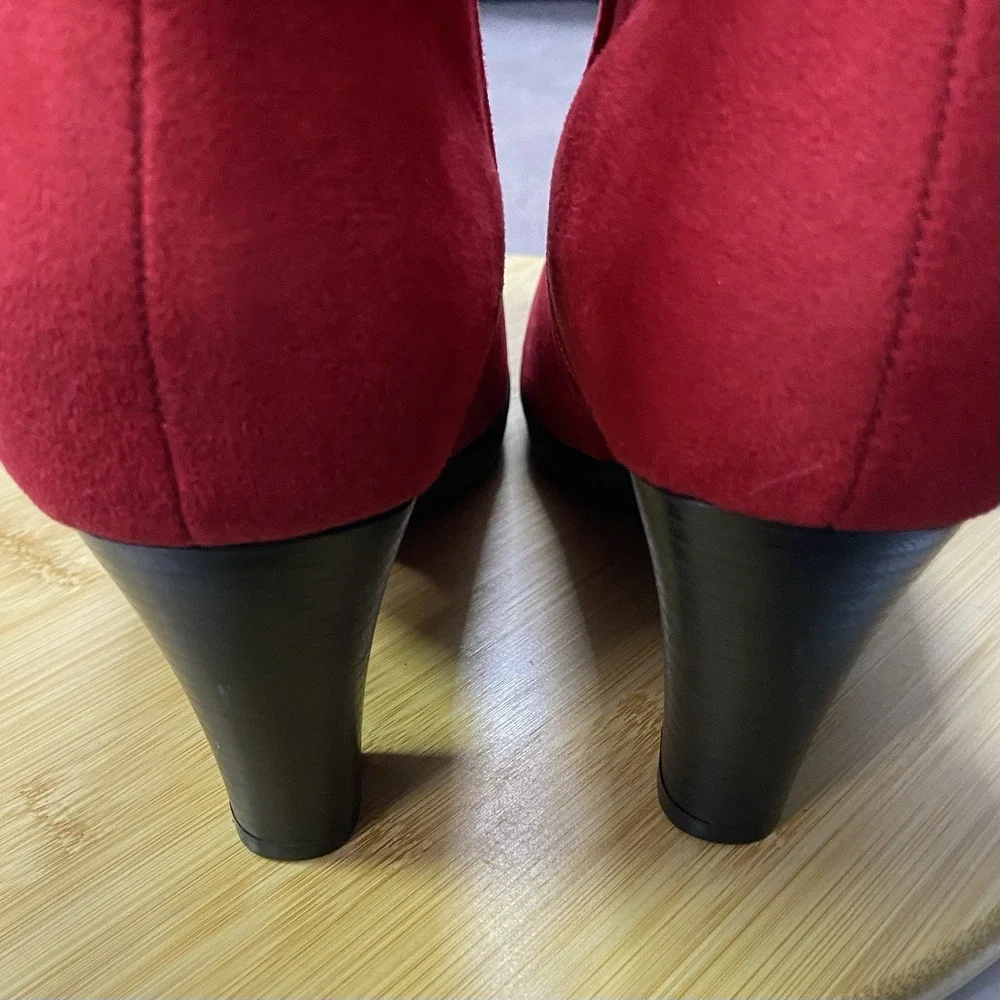 mysoft Women's Red Booties Chunky Heel, Great Cond. Zipper Ankle Boots US 9.5‎